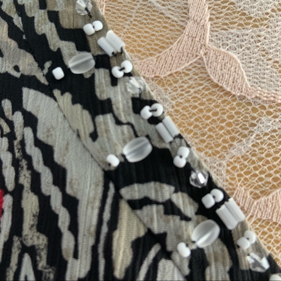 Bob Mackie Studio Plus Size 18 Sheer Layered Paisley Beaded V Neck Top Blouse - Picture 4 of 13